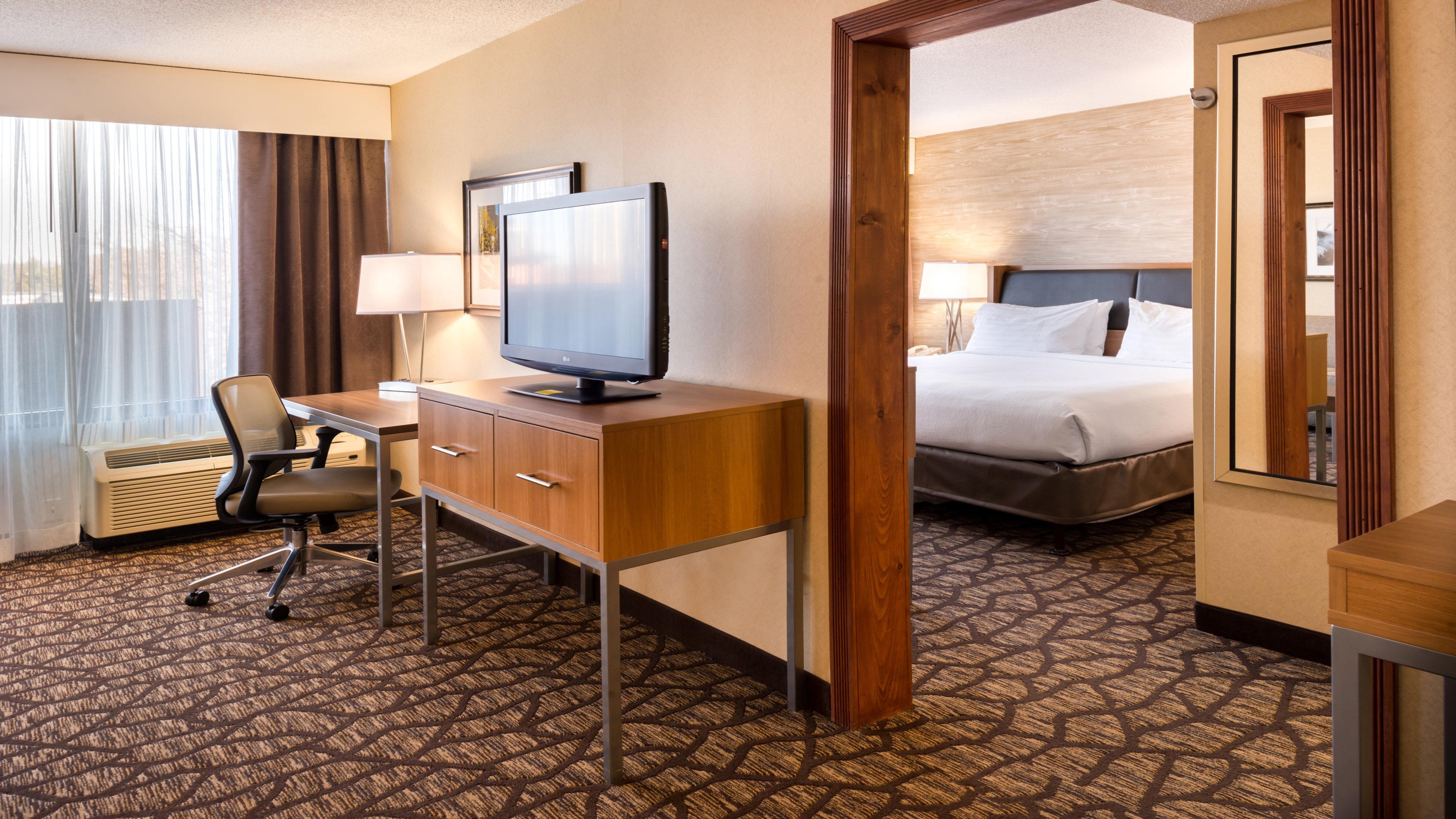 Holiday Inn Hotel & Suites Warren By Ihg Exterior foto